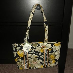 Vera Bradley Little Mandy Dogwood Purse
